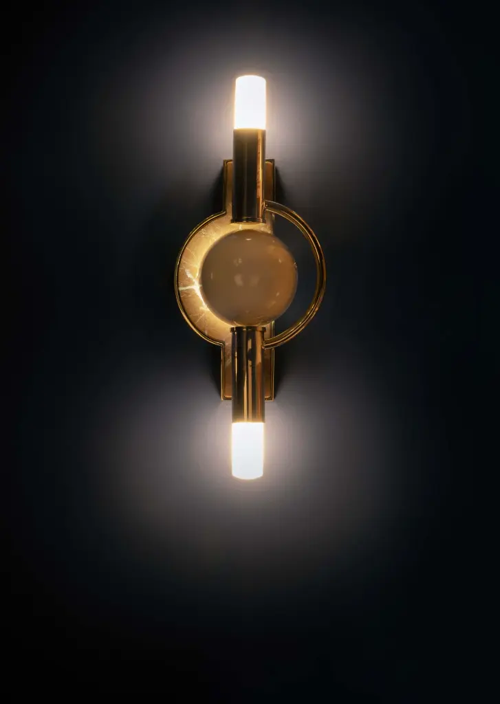 dallas-wall-lamp-4.webp