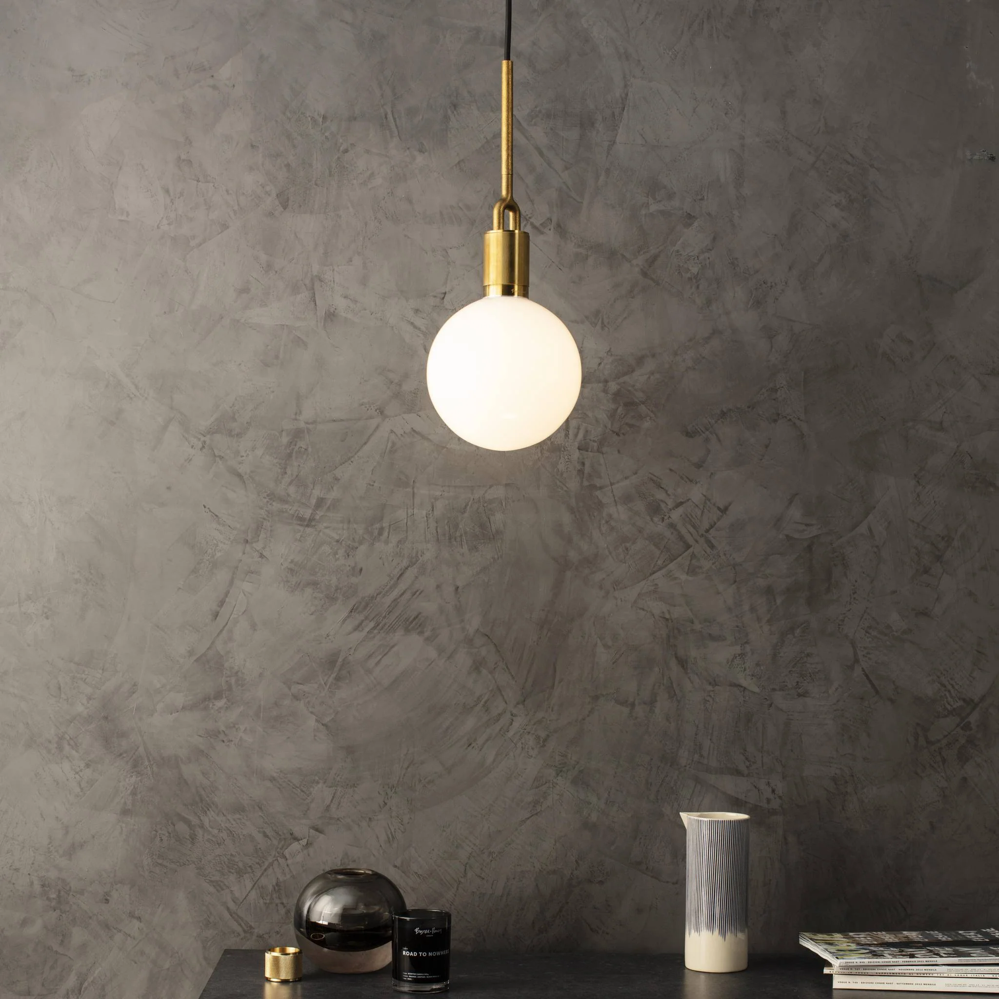 FORKED PENDANT / LINEAR / GLOBE / OPAL / MEDIUM · BRASS · 7