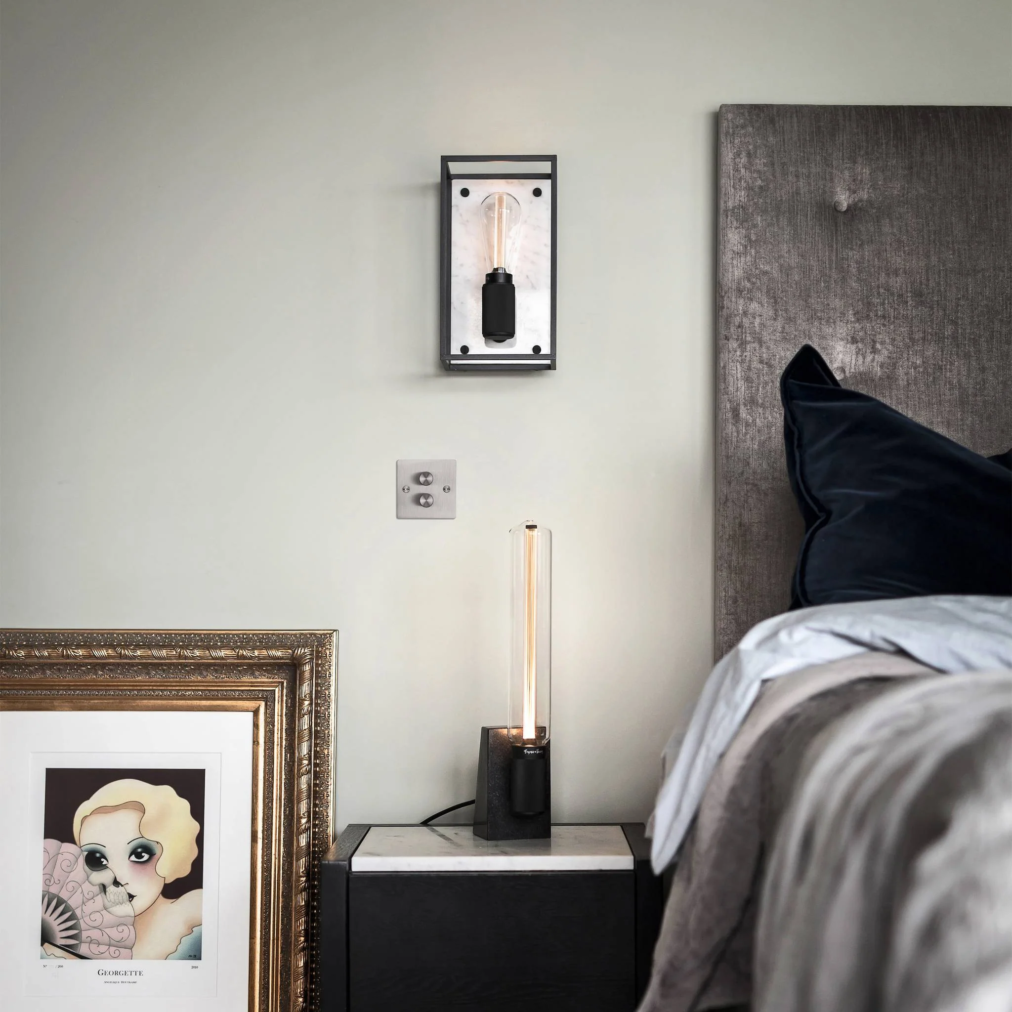 CAGED WALL / MEDIUM / CROSS · WHITE MARBLE · 3