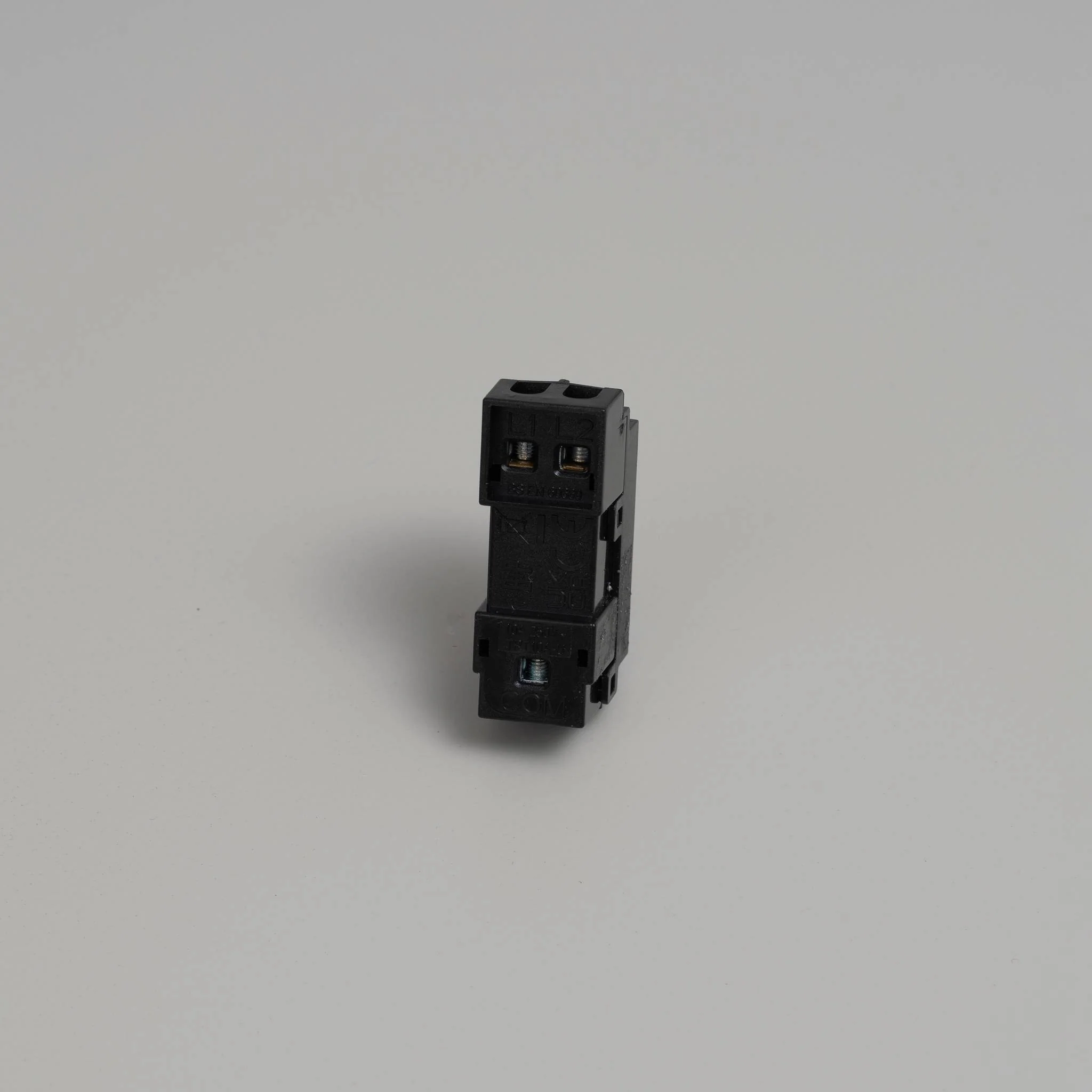 TOGGLE MODULE / RETRACTIVE · TOGGLE MODULE / RETRACTIVE · 2