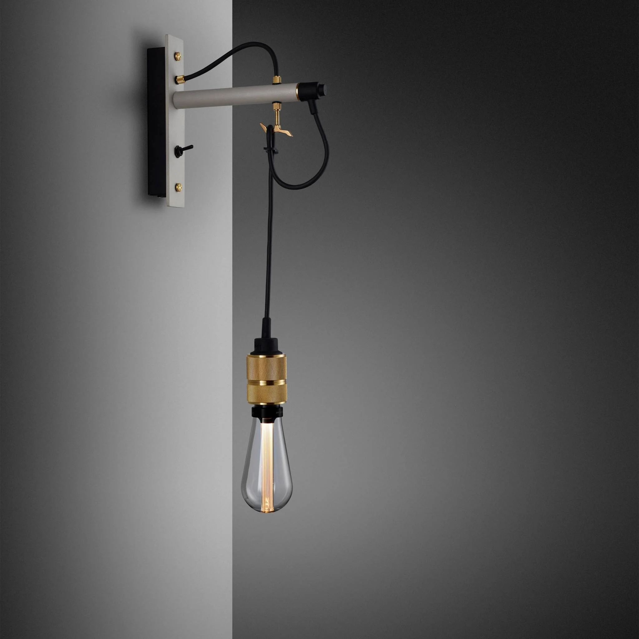 HOOKED WALL / CROSS / NUDE / STONE