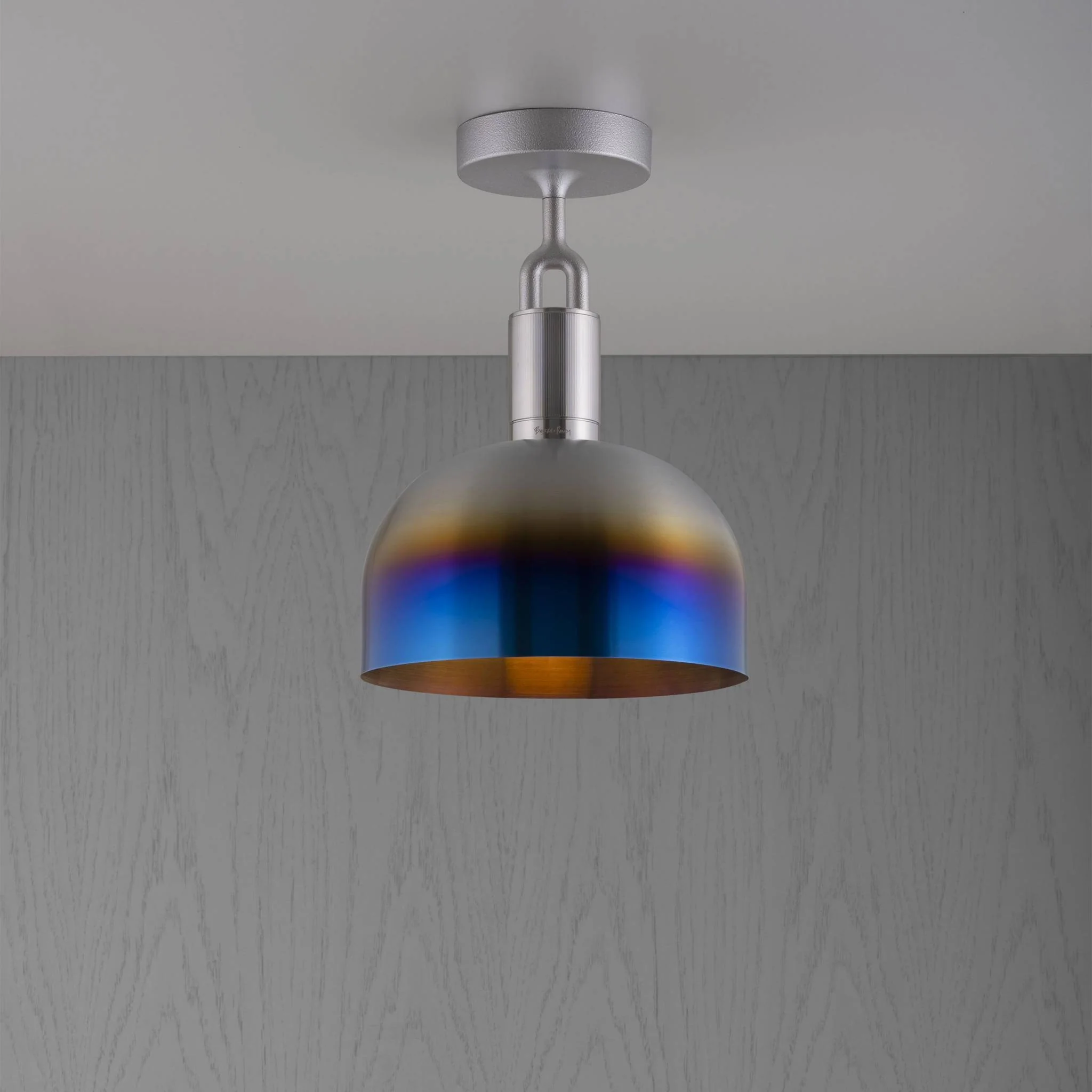 FORKED CEILING / LINEAR / SHADE / MEDIUM