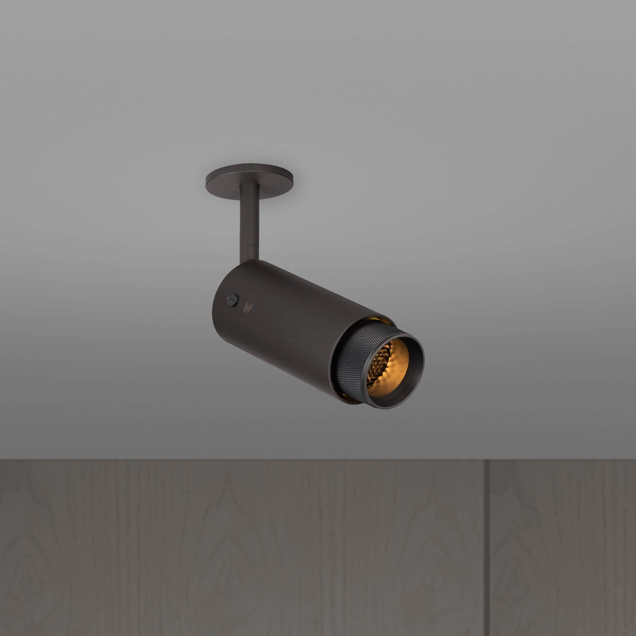 EXHAUST SPOT / CROSS / GRAPHITE