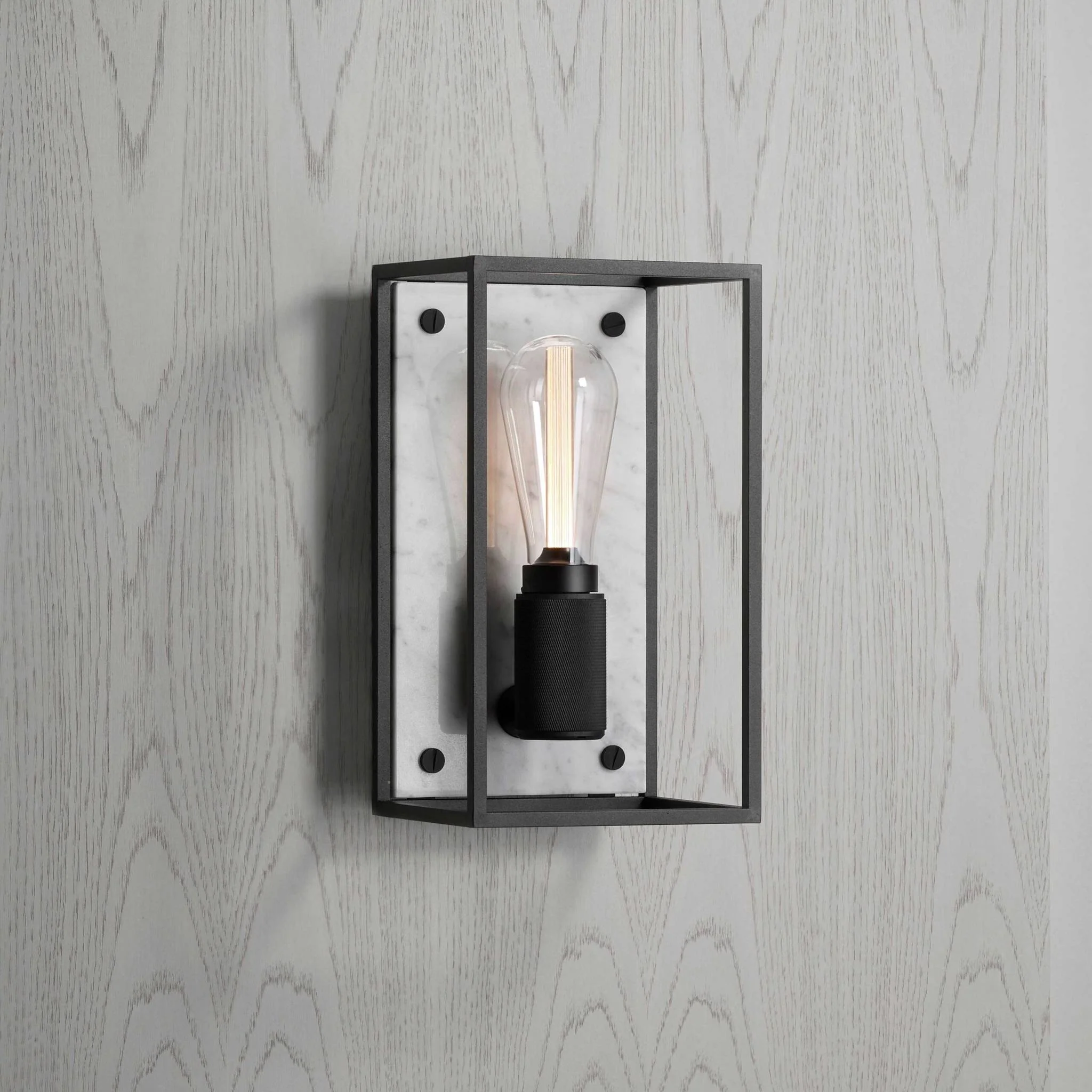 [RCA-143384] CAGED WALL / MEDIUM / CROSS (WHITE MARBLE)