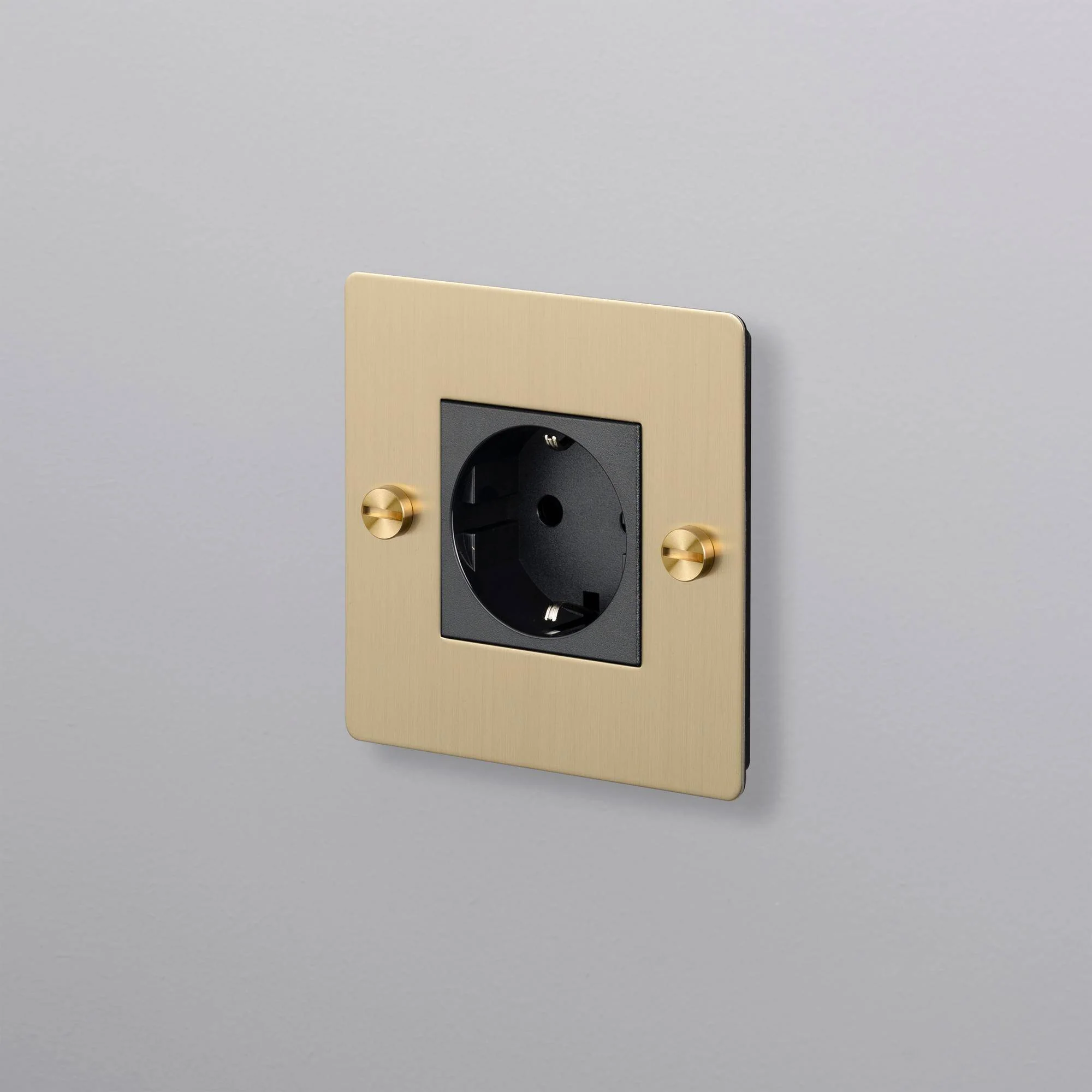[CSC-053787] 1G-STECKDOSE / SCHUKO TYP F / KREUZ / OHNE LOGO