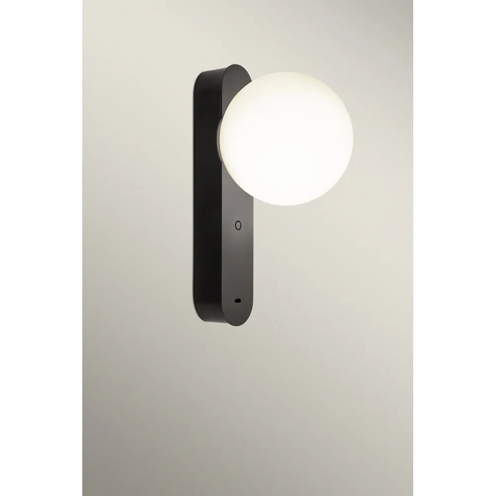 [LEDS-05-A078-60-60] LEDS C4 Wall luminaire PERLINA WALL USB-C with USB connection, CCT Switch, with touch dimmer IP20 (black dimmable)