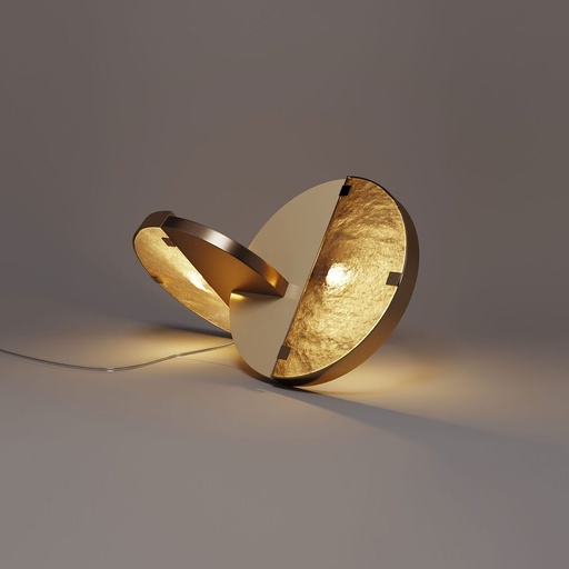 [Fly-Table-Lamp-1-1] Fly Table Lamp